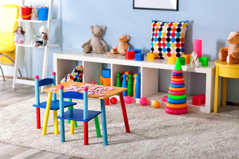 How much does it cost to run a daycare monthly?